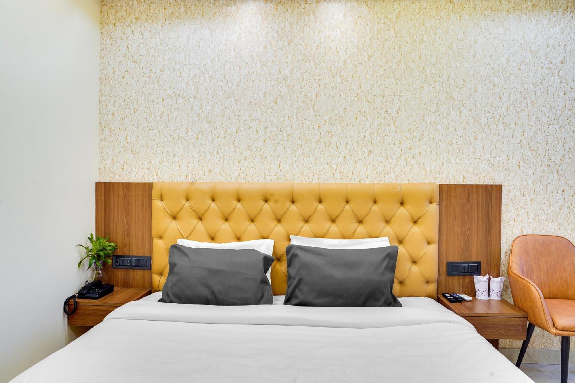 Hotel O Anjaney Palace Bhopal Bagian luar foto